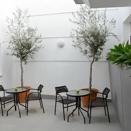 Dos Olivos Apartment *